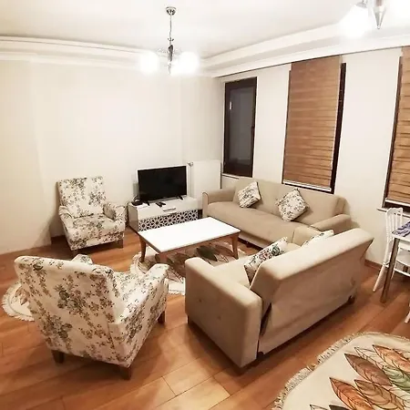 Lovely 3-bedroom Apt In Osmanbey شقة