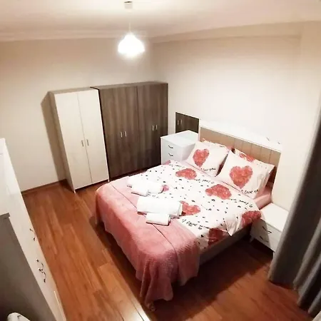 Apartment Lovely 3-bedroom Apt In Osmanbey *